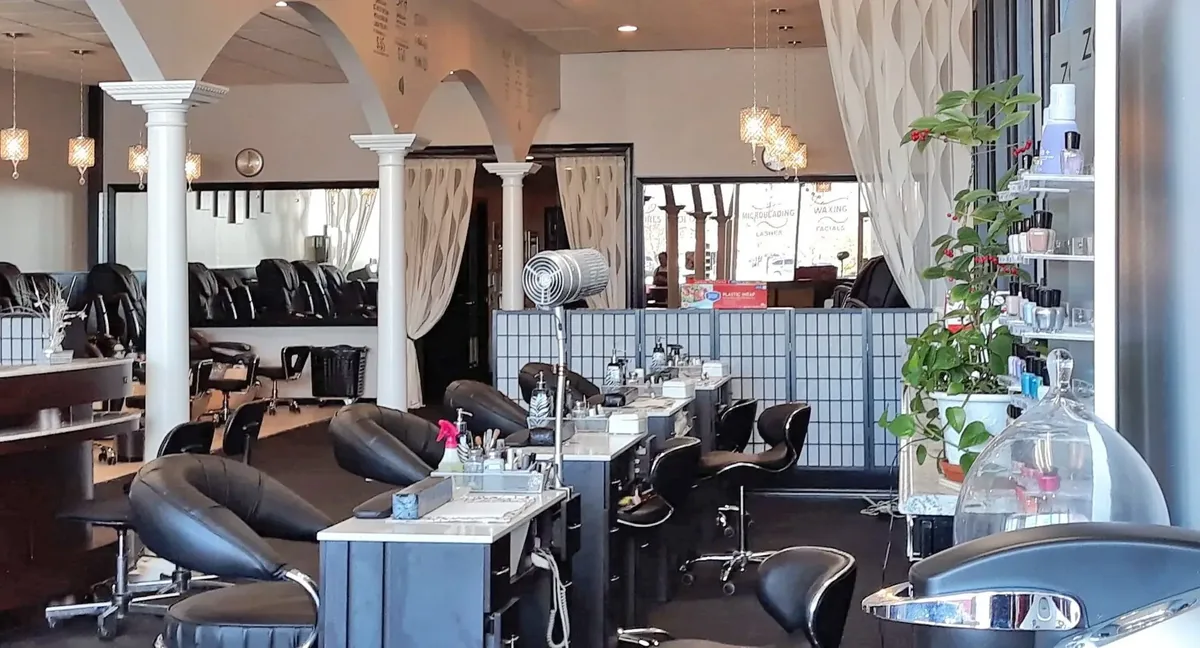 Best Nails Spalon nail salon Commack Long Island